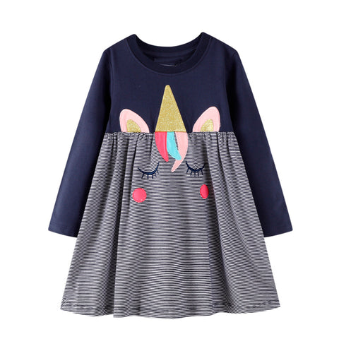 Vestido azul con detalle de unicornio y brillos