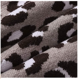 Sweater animal print leopardo tonos grises