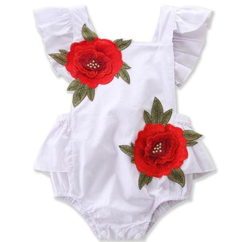 Femenino enterito blanco con rosas rojas