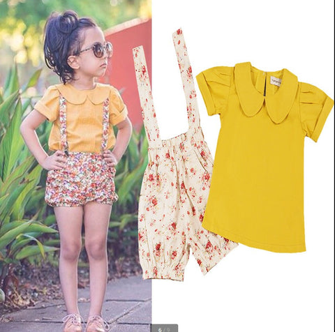 Conjunto de dos piezas, jardinera de tela floreada y blusa color mostaza